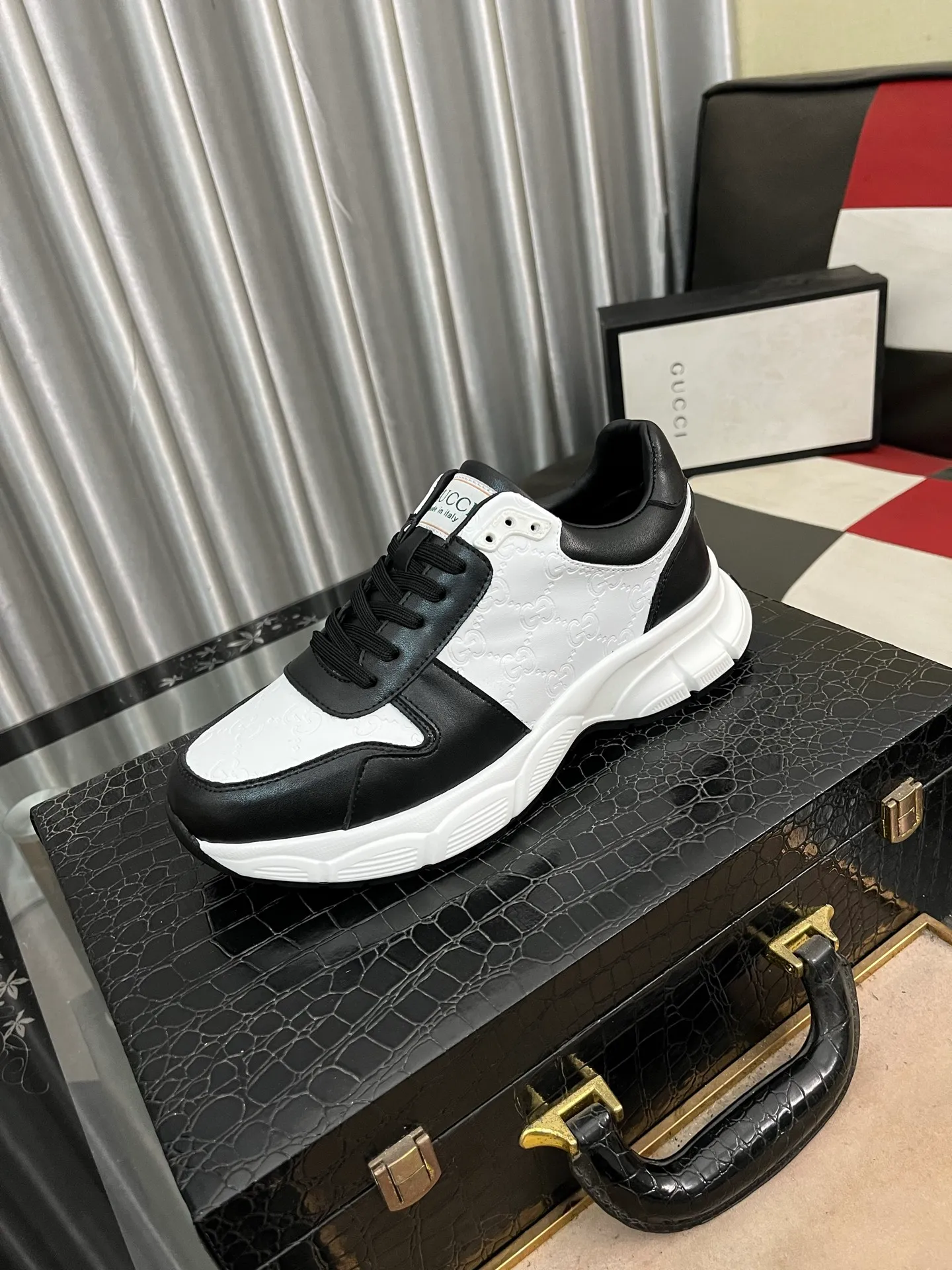 Men's shoes 💰440⌚️⌚️ (GUCCI-Gucci) luxury brand sports and casual shoes, imported original material, sheepskin lining, high-end and comfortable, original outsole is light and wear-resistant! Purely handmade, details determine quality! 38-443️⃣colors available